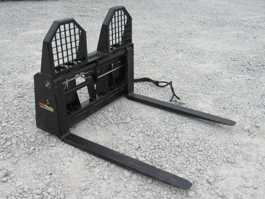 PROWORKS 48" Hydraulic Walkthrough Pallet Forks